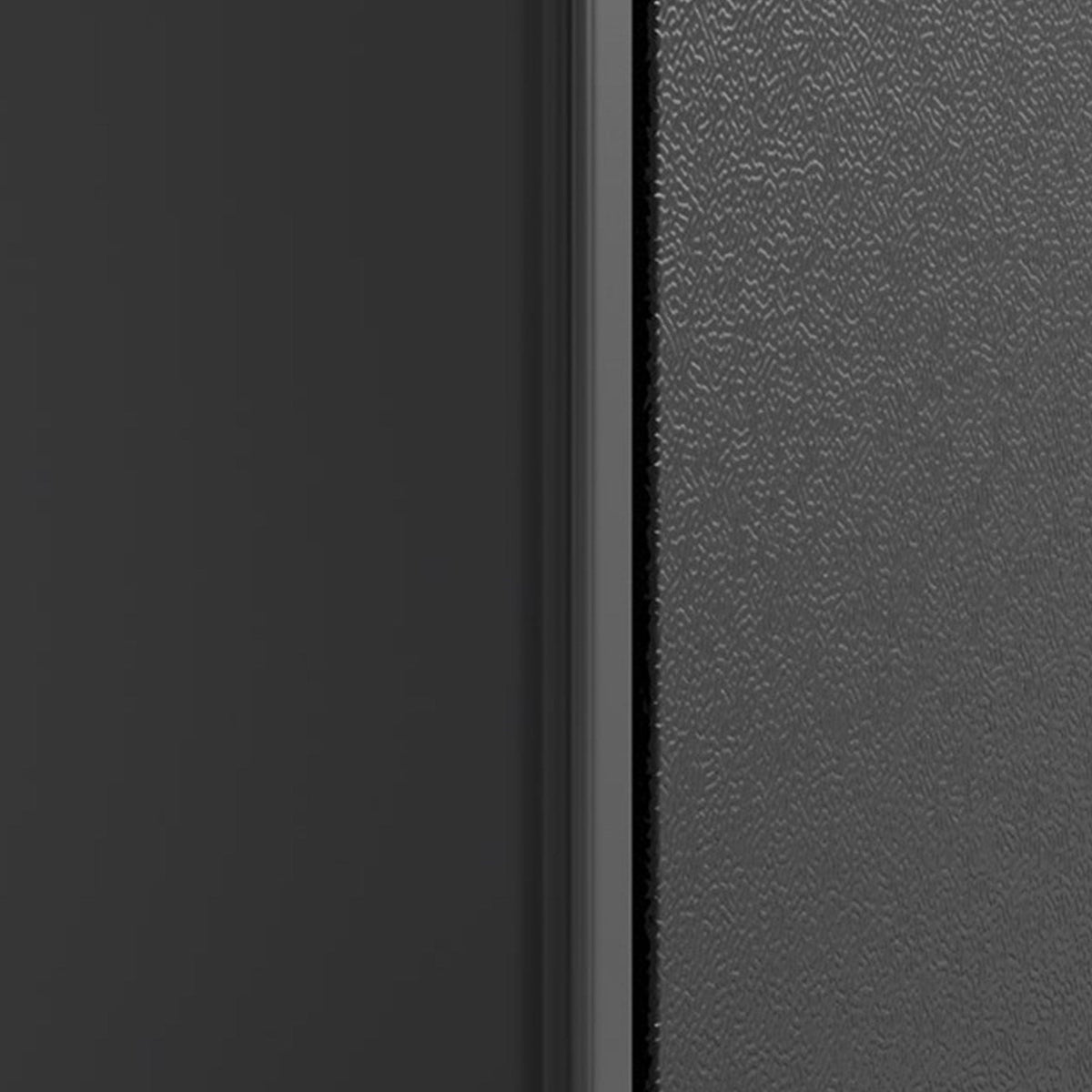 Black Compact Refrigerator with 9L Freezer Compartment