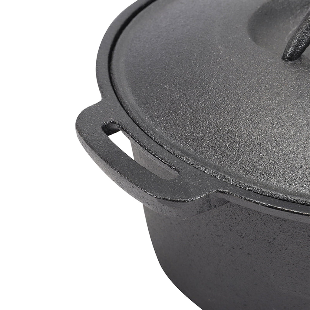 2.5L Pre-Seasoned Cast Iron Saucepan with Lid