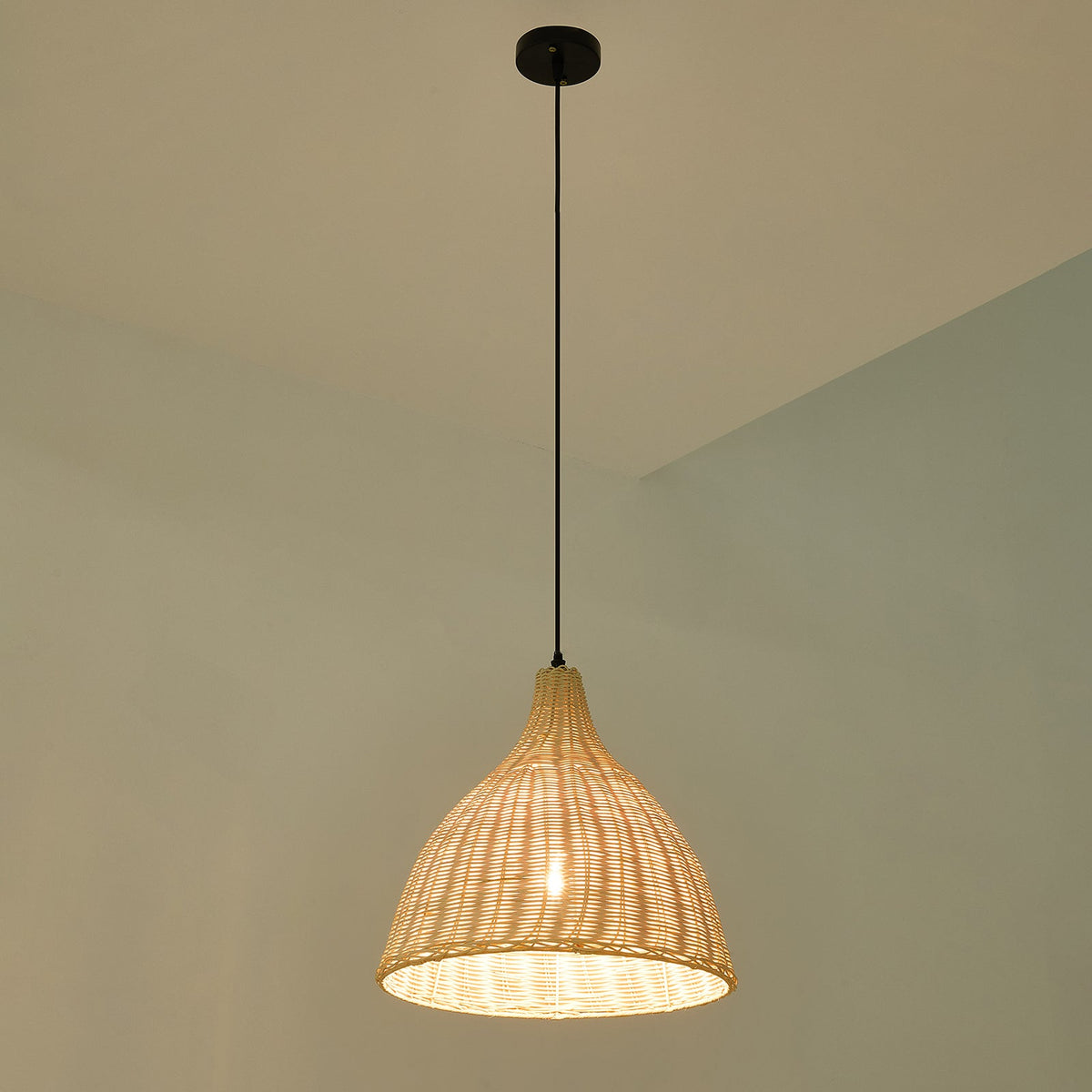 Rattan-Woven Pendant Light