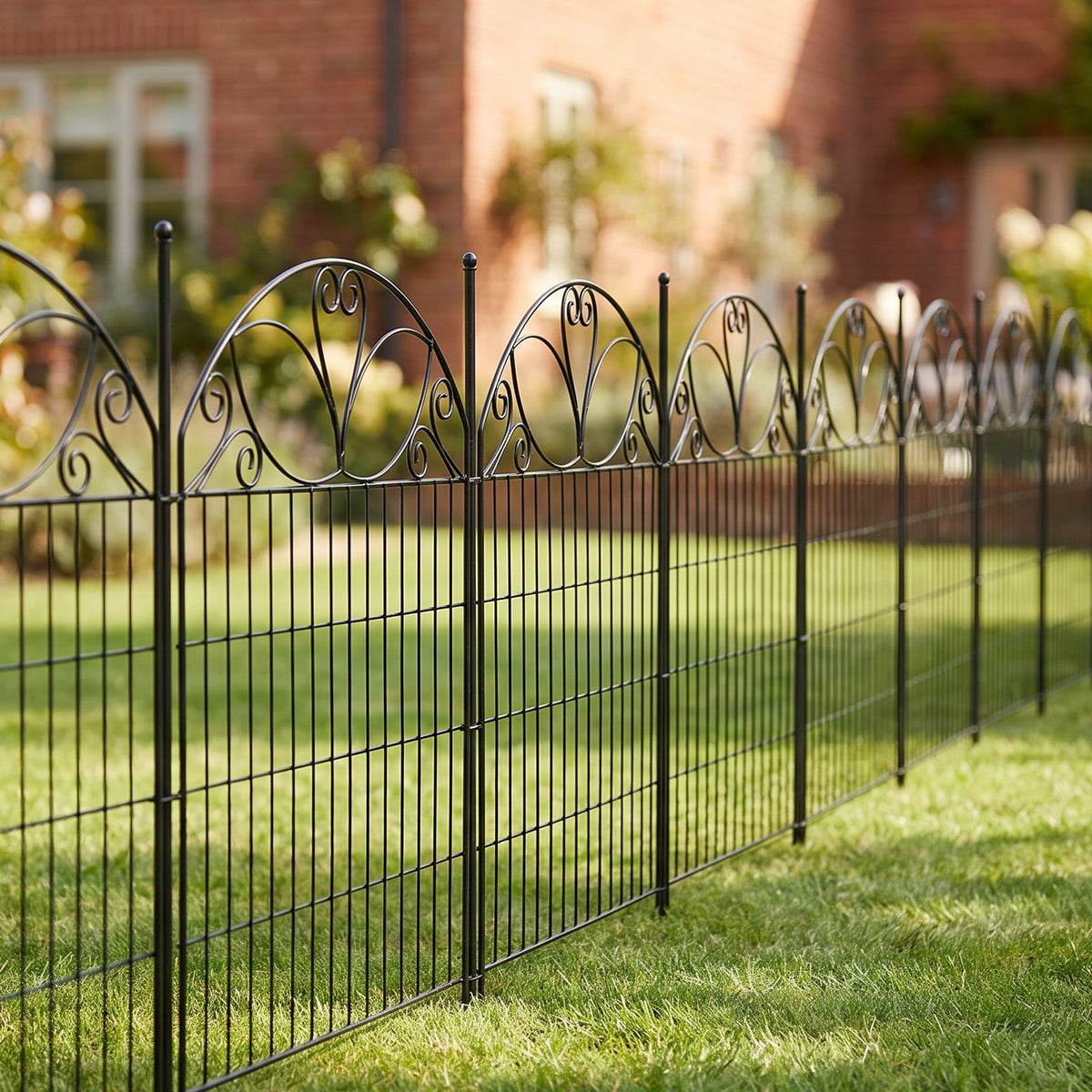 10-Panel Decorative Garden Fence Set